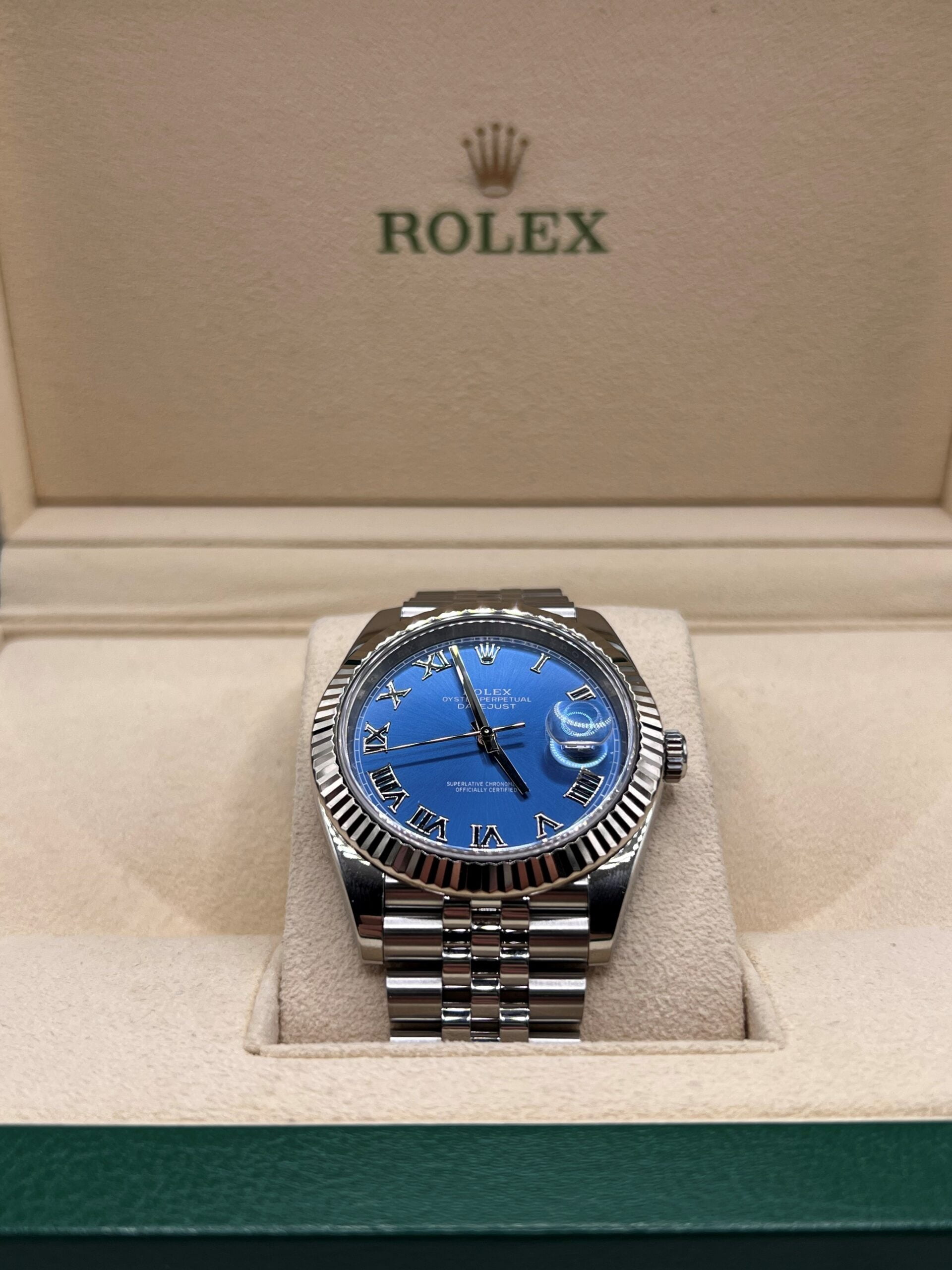 Rolex Datejust 126334 Azzurro Dial 41mm Jubilee - MINT 2024 - Afbeelding 3
