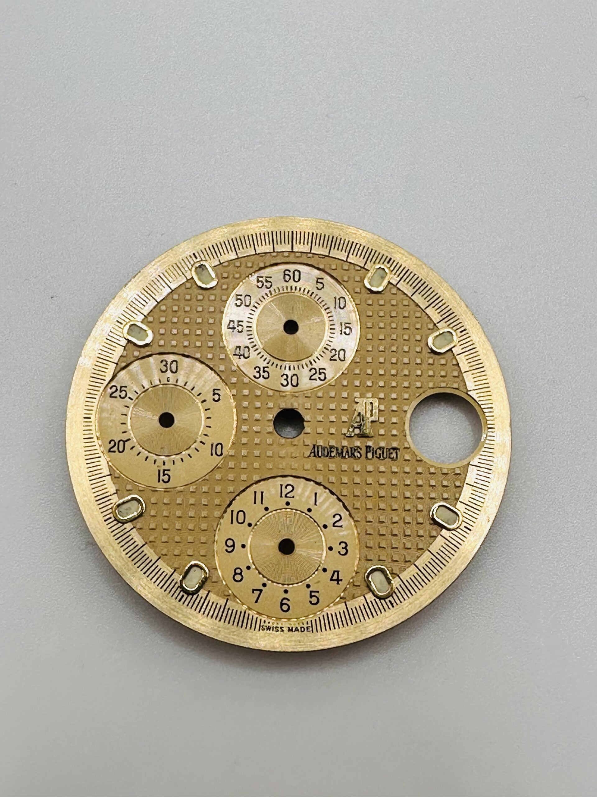 Audemars Piguet Royal Oak Offshore Champagne Dial & Bezel 42 MM 25721 - Afbeelding 2